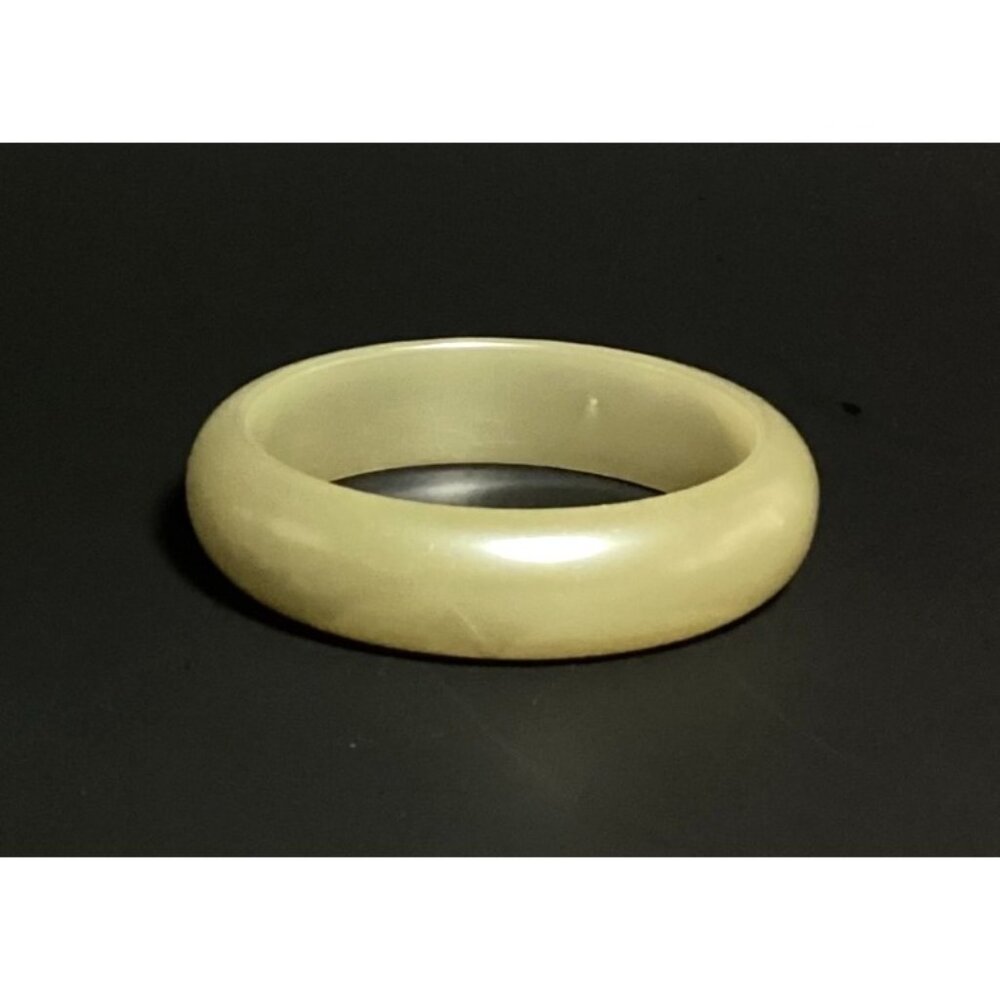 Vintage Chunky Domed Lucite Bangle Bracelet with Faux Pearl Finish Minimalist - Picture 7 of 9
